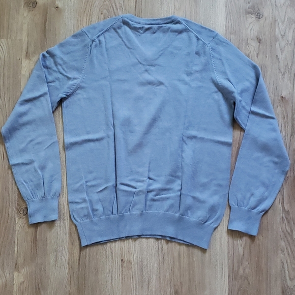 IZOD Cotton Blend Lightweight Baby Blue Sweater - Picture 3 of 4